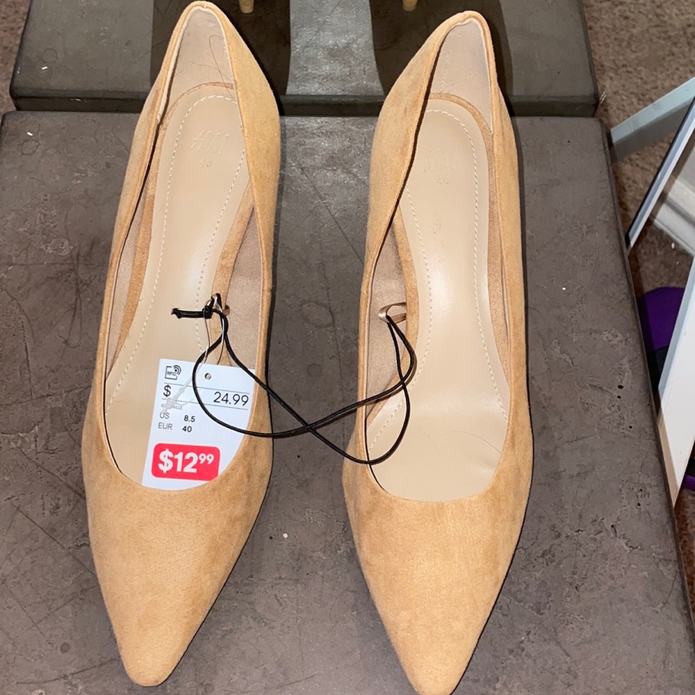 H&M Pumps